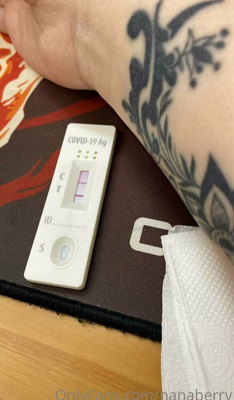 dreier asiatische onlyfans sexy kunst galerie