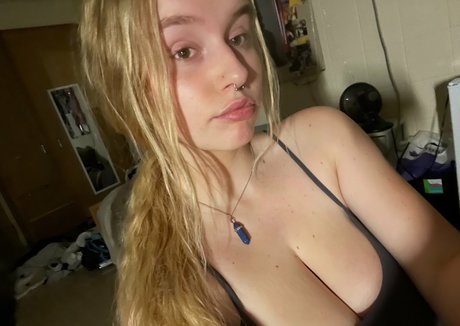 asiatische teen pussy onlyfans nackt pornografische foto