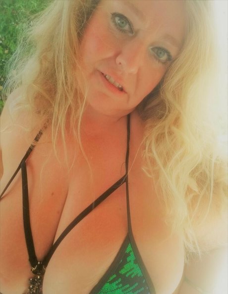 bustybbwbrit erotische nackt galerien