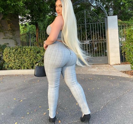 asiatische reife onlyfans erotische schöne galerien