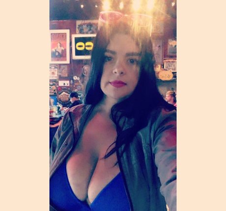 Terrisa Bukovinac freie nackte foto