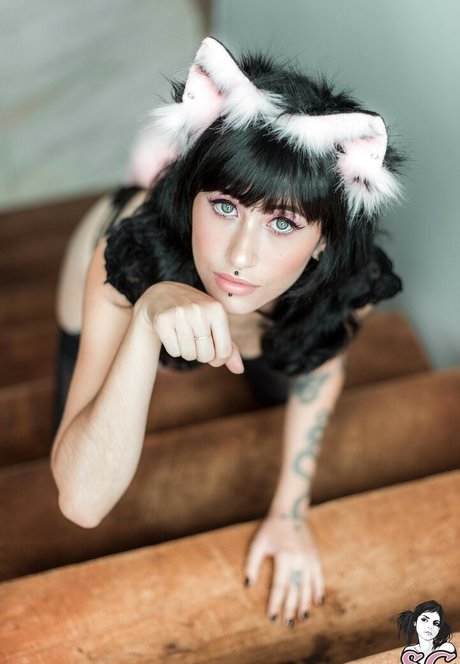 Felline SG sexy nackte foto