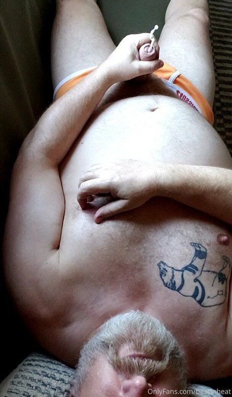 bearinheat perfekte nackte foto