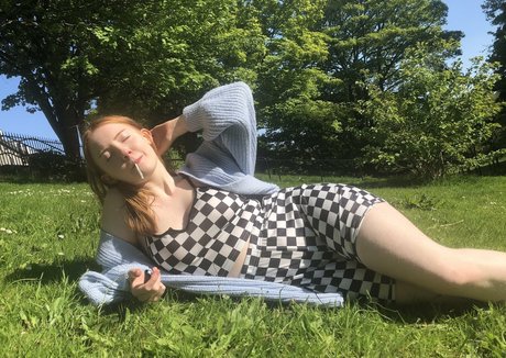 dominiquemystique schauspielerin heiße galerie