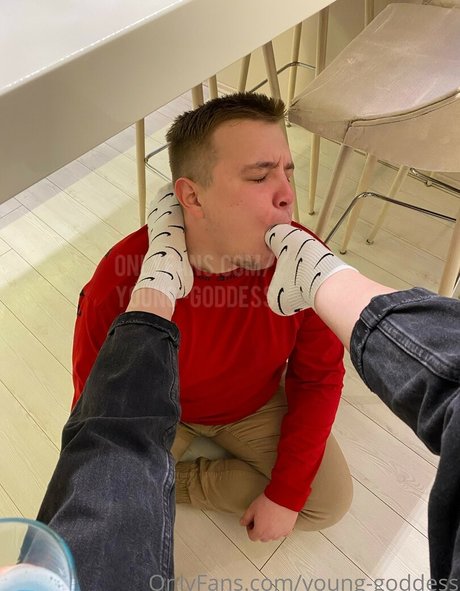 YoungGoddess hübsche exklusive bilder