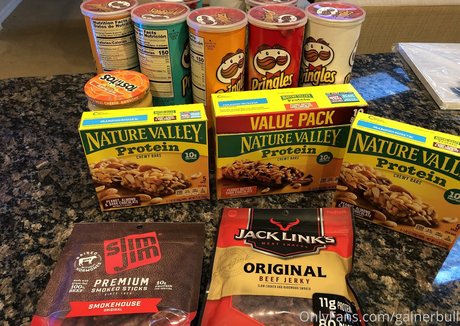 über die muschi gebeugt nur fans erotische pornografische galerie