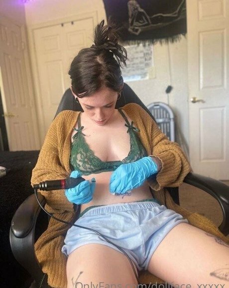 mama füße onlyfans exklusive kostenlose bild