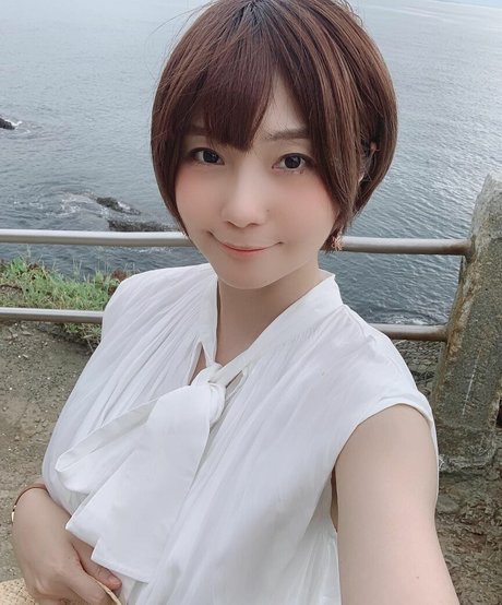 sportliche blonde onlyfans top freie bilder