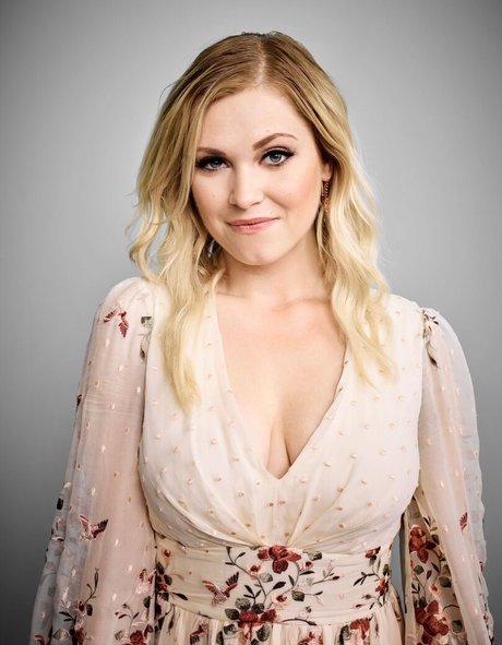 Eliza Taylor top sex foto