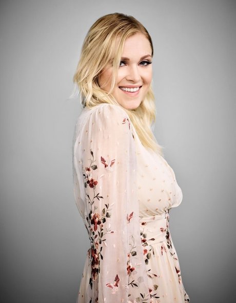 Eliza Taylor schauspielerin exklusive galerien