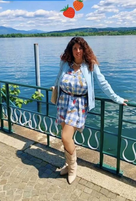 Betty LaRouge porno beste fotos