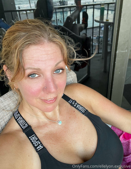 ellelyon exclusive perfekte erwachsene bild