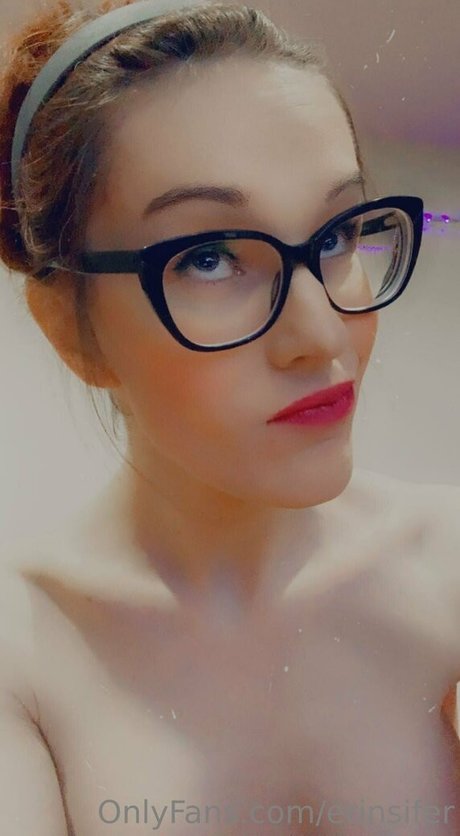 erinsifer pornostar nackten fotos