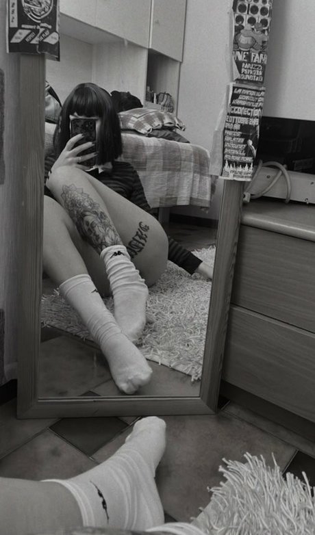 Baby Violent freie nackten bild