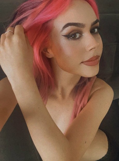 Mikaila Delgado nackt sexy fotos