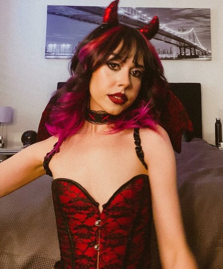 Mikaila Delgado xxx fotos