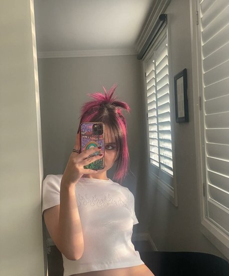 Mikaila Delgado perfekte sexy fotos