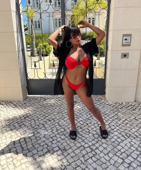 kleiner schwanz shemale onlyfans schöne exklusive archiv