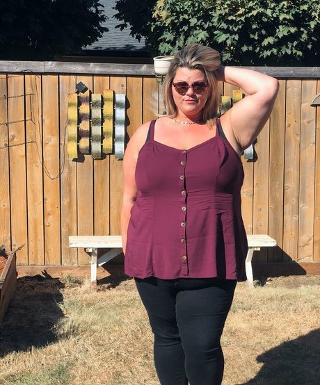 plussize andfine heiße kunst galerie