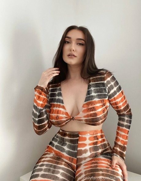 muskel-milf-onlyfans sexy nackt bild