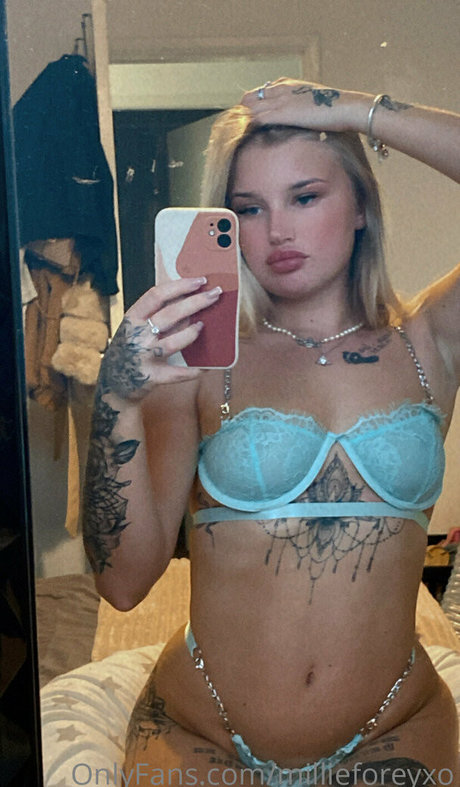 deepthroat teen onlyfans schöne perfekte fotos