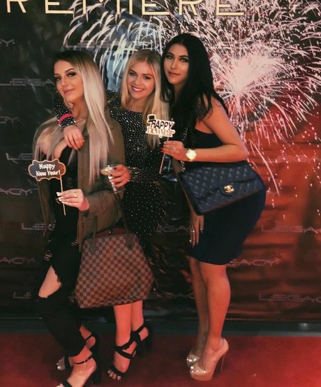 ehefrau milf onlyfans heiße pornographische bild