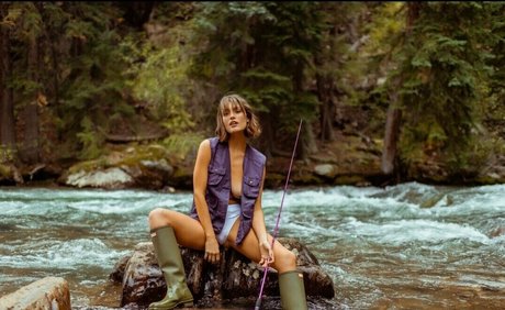 Lacey Claire model sexy galerie