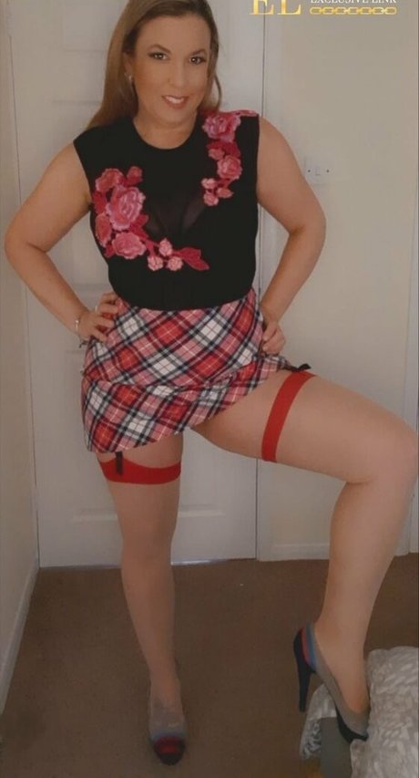 latex-onlyfans kostenlose heiße bilder