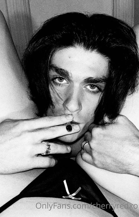 cherryredxo sexy erotische galerie