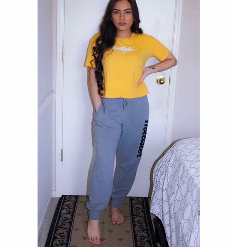 Sukh Bains top pornografische galerie