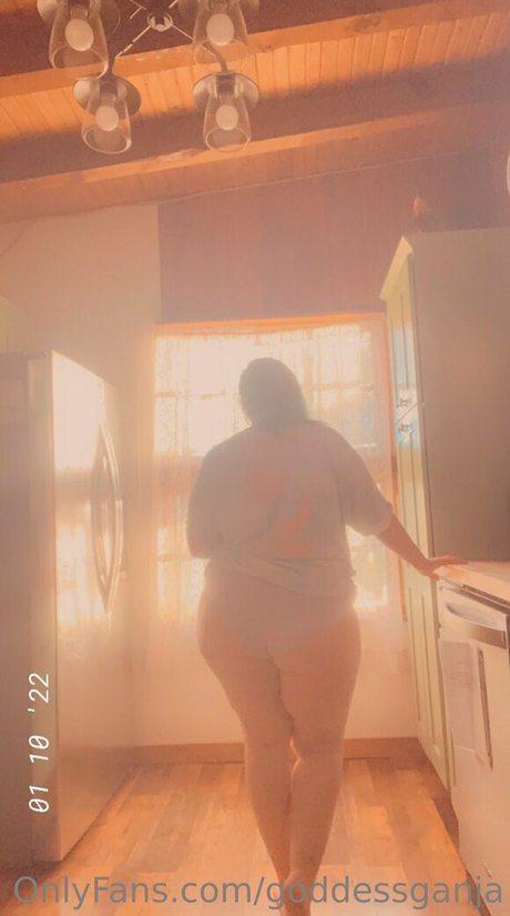 goddessganja erotische perfekte galerie