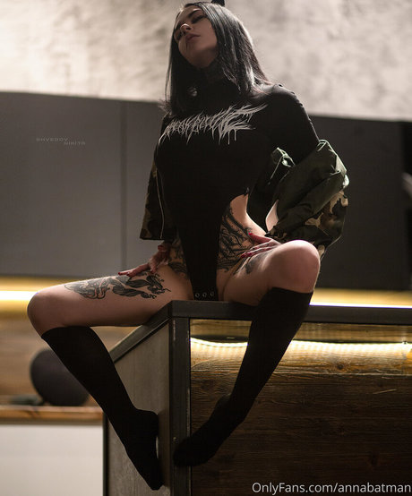 asiatische teen pussy onlyfans nackt erwachsene bilder