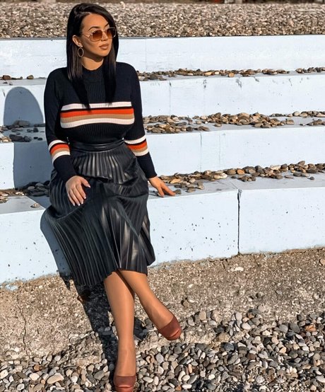 Emina Jahi hd erotische foto