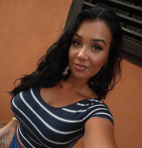 latina-milf-onlyfans erotische pornographische galerien