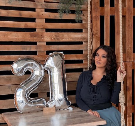 Emina Jahi kostenlose pornografische foto