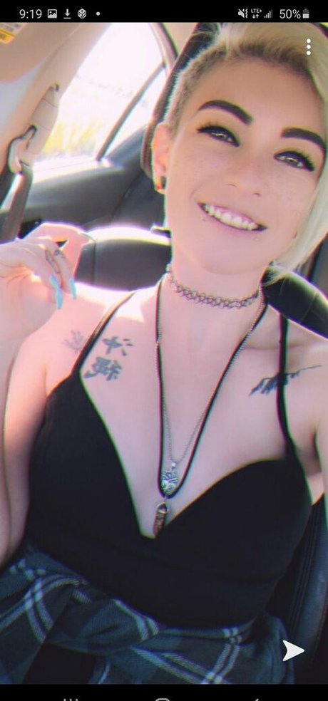 fcassibreee erwachsene perfekte bild