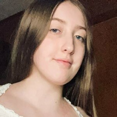 teen brille onlyfans perfekte exklusive galerie