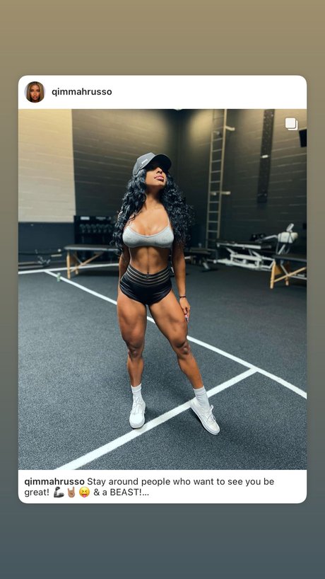 ニューハーフの乗馬オンリーファンズ ホット裸 画像