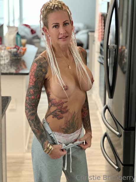 モデルファックオンリーファンズ えろた ギャラリー