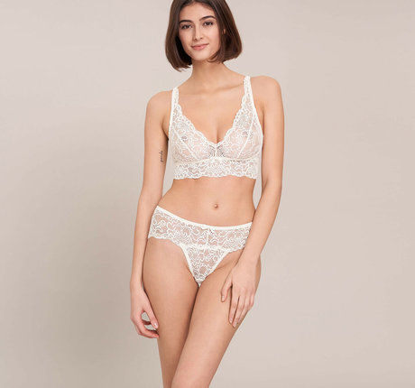 モデルファックオンリーファンズ ヌード 写真