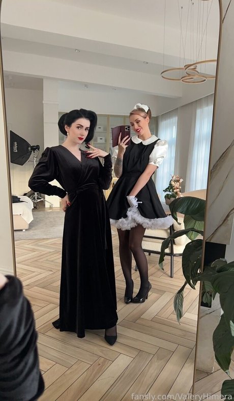 パイズリ オンリーファンズ セクシーヌード アーカイブ