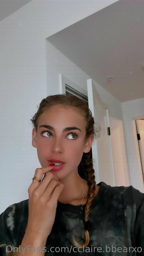 Claire Stone スター ヌード 画像