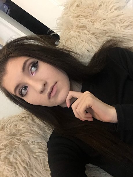 黒檀の熟女オンリーファンズ 限定 ギャラリー