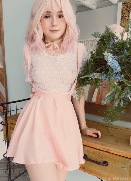 熟女オーガズムオンリーファンズ 裸 写真