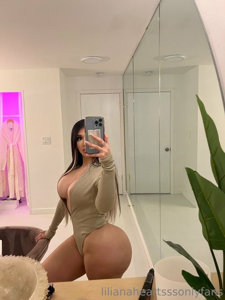 モンスターコックオンリーファンズ えろ 写真