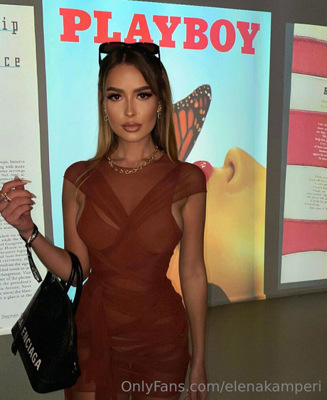 足 熟女 オンリーファンズ パーフェクト 写真