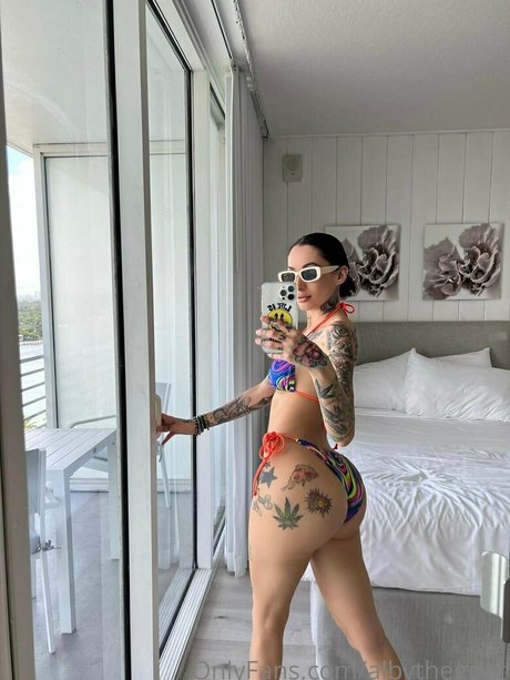 Albythegoat エロティックなスター 写真