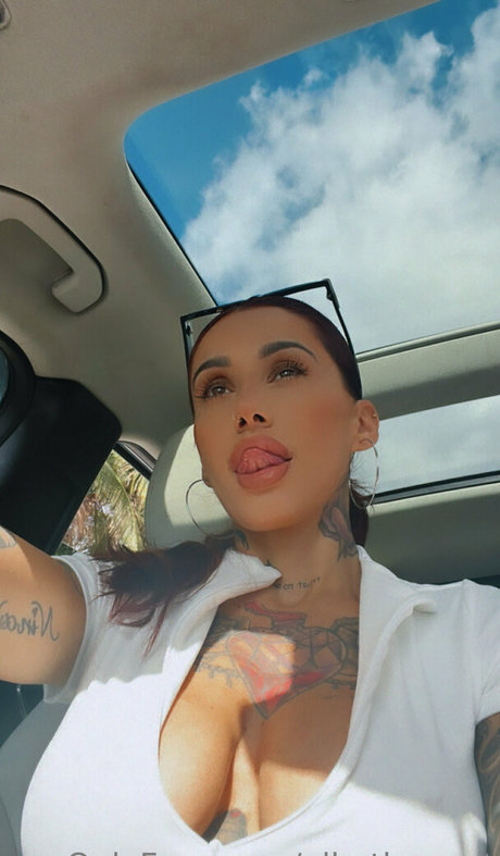 大きなプッシー唇オンリーファンズ 無料セクシー ギャラリー