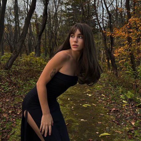 Maryana Ro トップ女優 ギャラリー