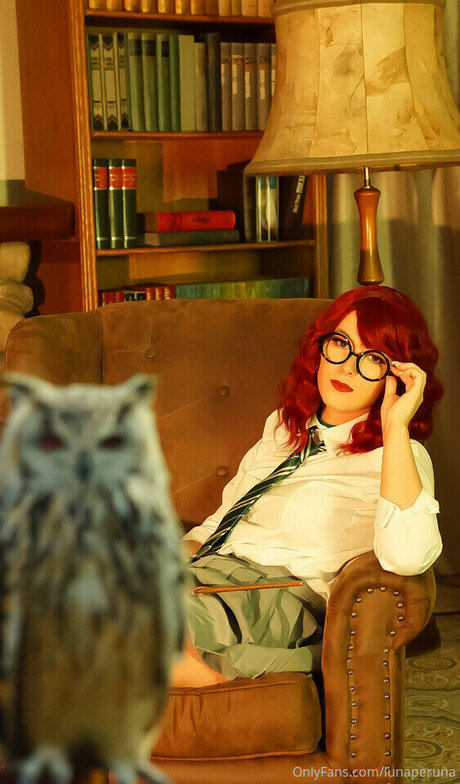 Luna Peruna ポルノスター ヌード 写真